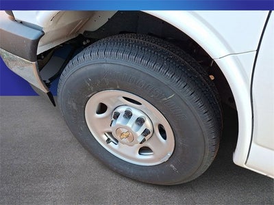 2025 Chevrolet Express Cutaway 3500 1WT