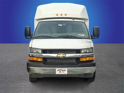 2024 Chevrolet Express Cutaway 3500 1WT