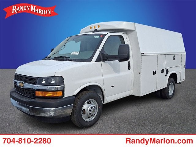 2025 Chevrolet Express Cutaway 3500 1WT