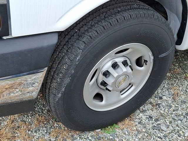 2023 Chevrolet Express Cutaway 3500 1WT