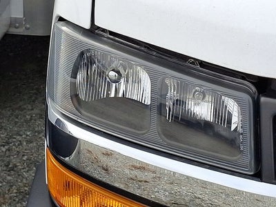 2023 Chevrolet Express Cutaway 3500 1WT