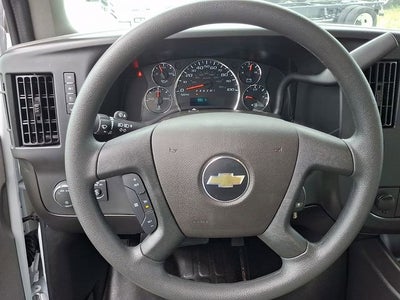 2026 Chevrolet Express Cutaway 3500 1WT
