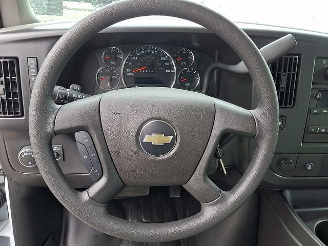2026 Chevrolet Express Cutaway 3500 1WT