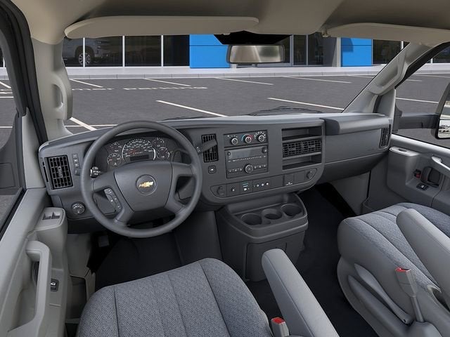 2026 Chevrolet Express Cutaway 3500 1WT