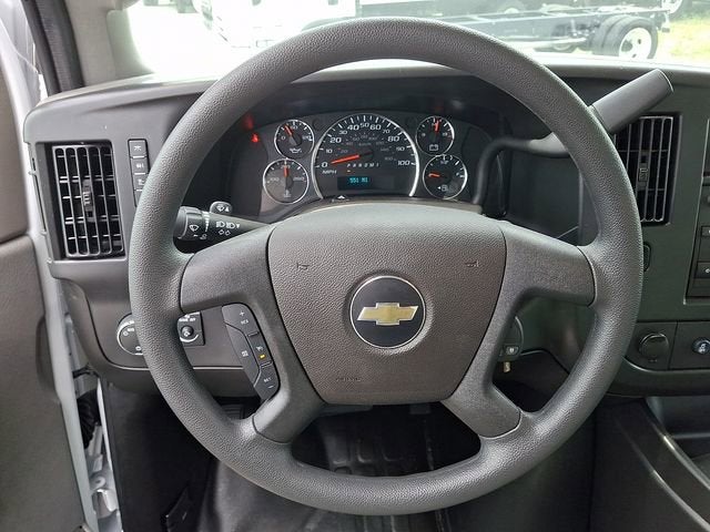 2026 Chevrolet Express Cutaway 3500 1WT
