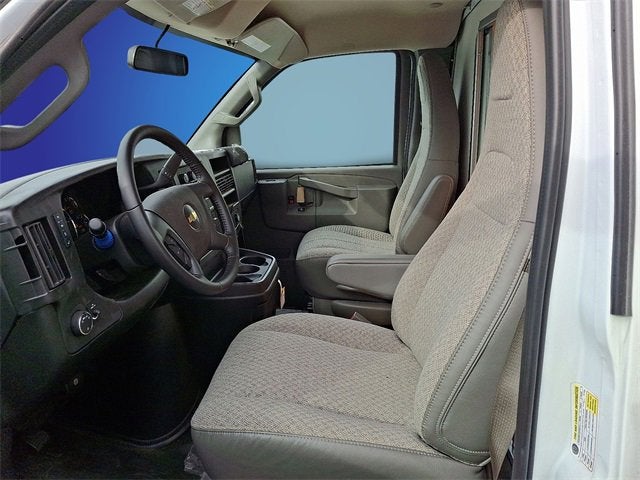 2023 Chevrolet Express Cutaway 3500 1WT