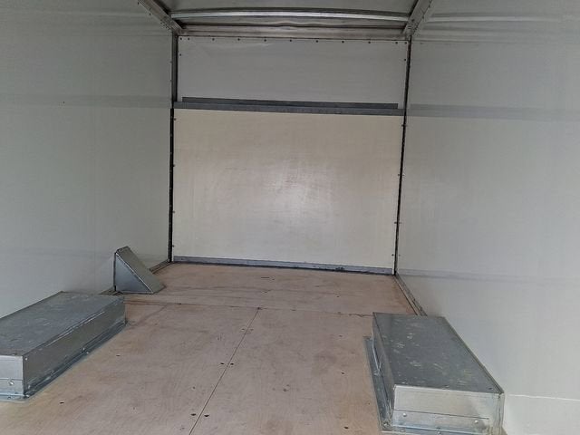 2024 Chevrolet Express Cutaway 3500 1WT