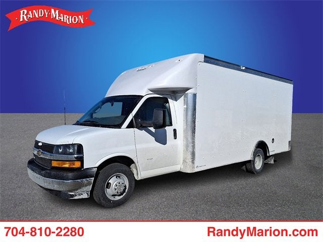 2025 Chevrolet Express Cutaway 3500 1WT