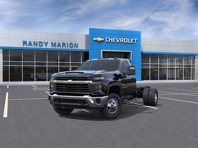 2026 Chevrolet Silverado 3500 HD Chassis Cab LT