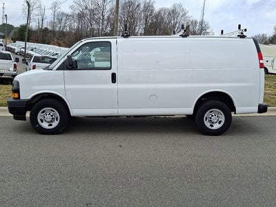 2025 Chevrolet Express Cargo WT