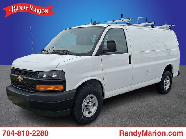2025 Chevrolet Express Cargo WT