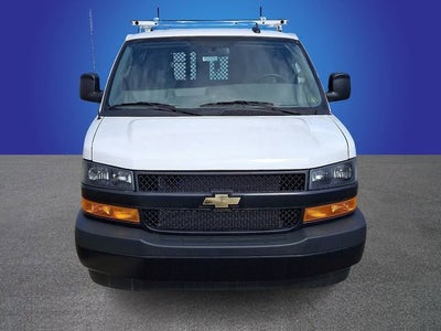 2025 Chevrolet Express Cargo WT