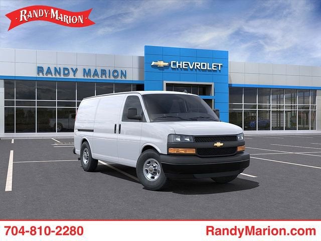 2025 Chevrolet Express Cargo WT