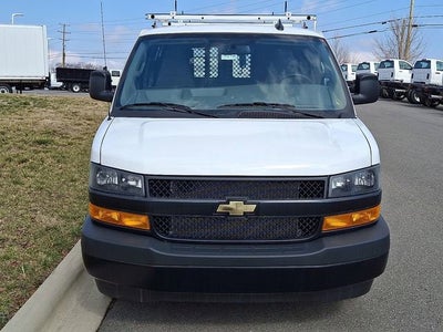 2025 Chevrolet Express Cargo WT