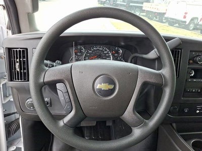 2025 Chevrolet Express Cargo WT