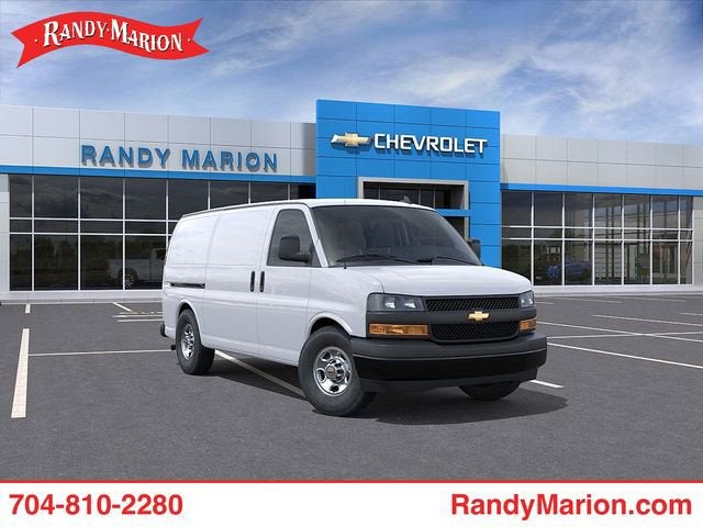 2025 Chevrolet Express Cargo WT