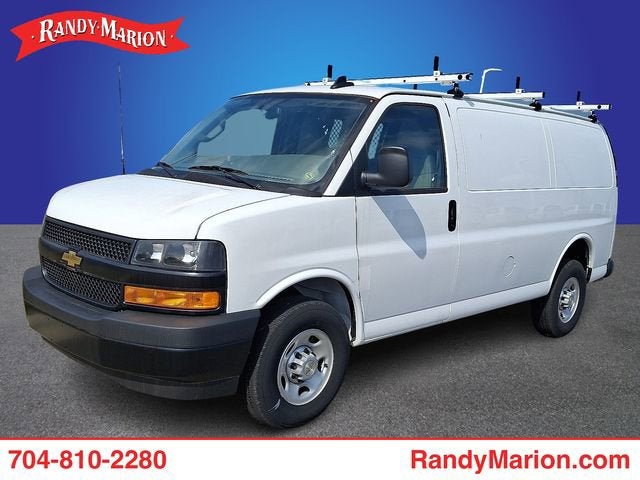 2025 Chevrolet Express Cargo WT
