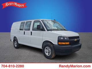 2025 Chevrolet Express Cargo WT