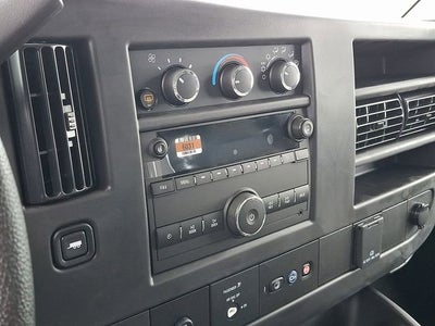 2025 Chevrolet Express Cargo WT