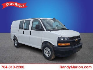 2025 Chevrolet Express Cargo WT
