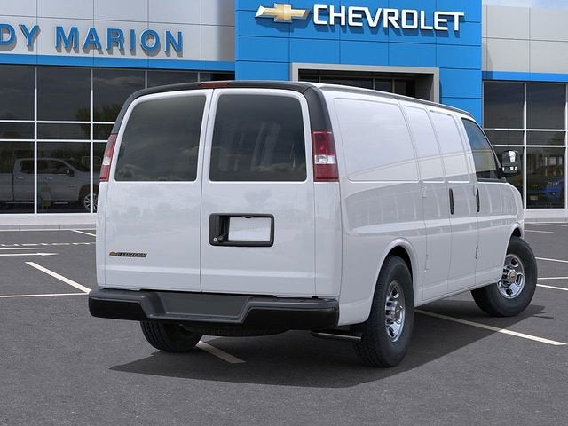 2025 Chevrolet Express Cargo WT