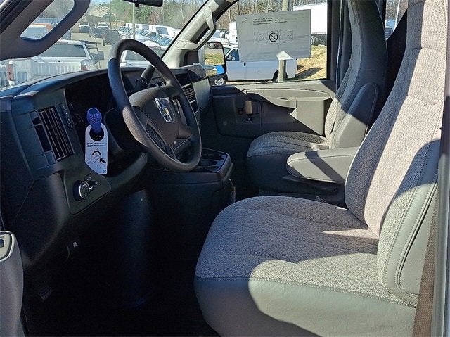 2024 Chevrolet Express Cargo 2500 WT