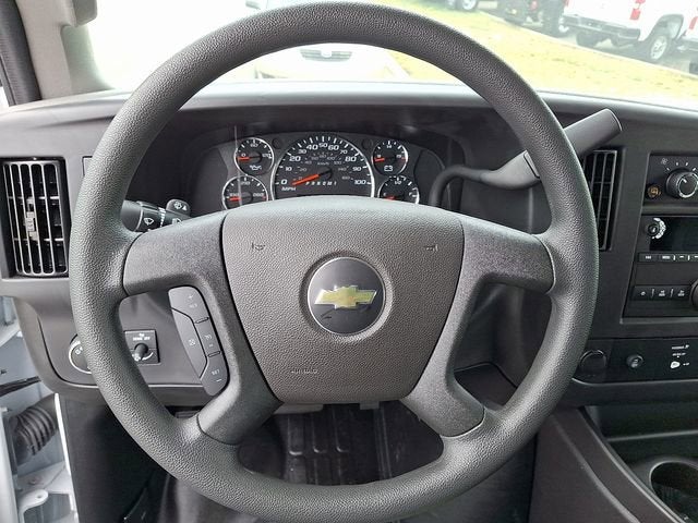 2024 Chevrolet Express Cargo 2500 WT