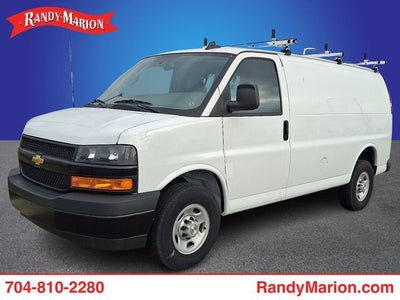2025 Chevrolet Express Cargo WT