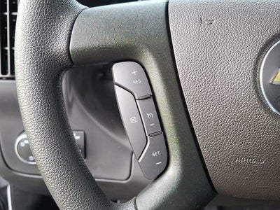 2025 Chevrolet Express Cargo WT