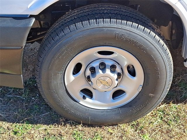 2025 Chevrolet Express Cargo 3500 WT