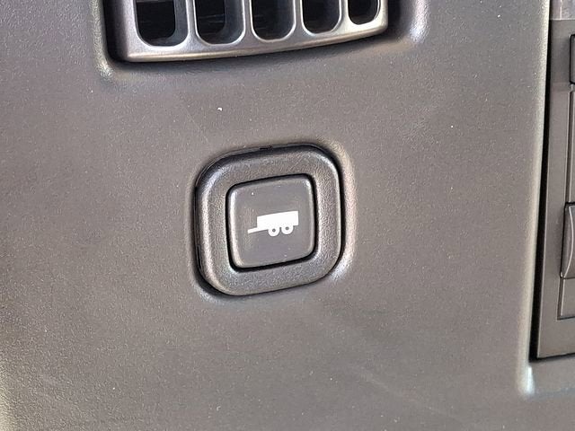 2025 Chevrolet Express Cargo 3500 WT