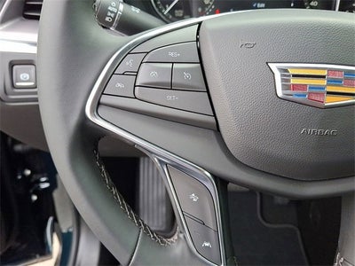 2025 Cadillac XT5 Luxury