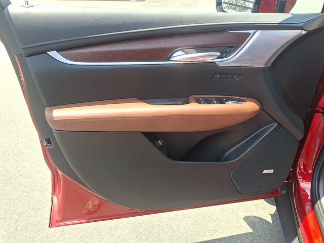 2026 Cadillac XT5 Sport