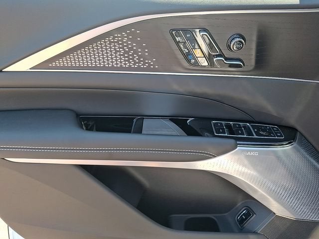 2027 Cadillac LYRIQ Signature Sport