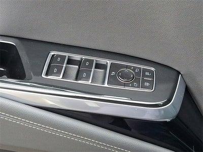 2025 Cadillac Escalade Luxury