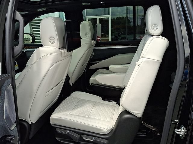 2026 Cadillac Escalade ESV Platinum Sport