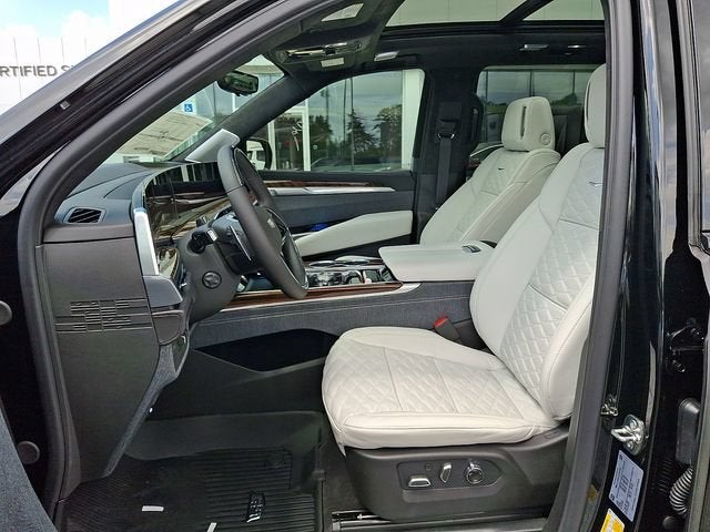2026 Cadillac Escalade ESV Platinum Sport