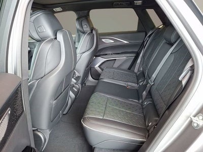 2026 Cadillac LYRIQ V-Series Premium