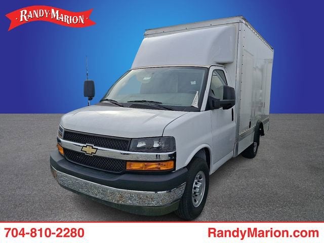 2024 Chevrolet Express Cutaway 3500 1WT