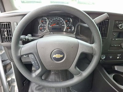2024 Chevrolet Express Cutaway 3500 1WT