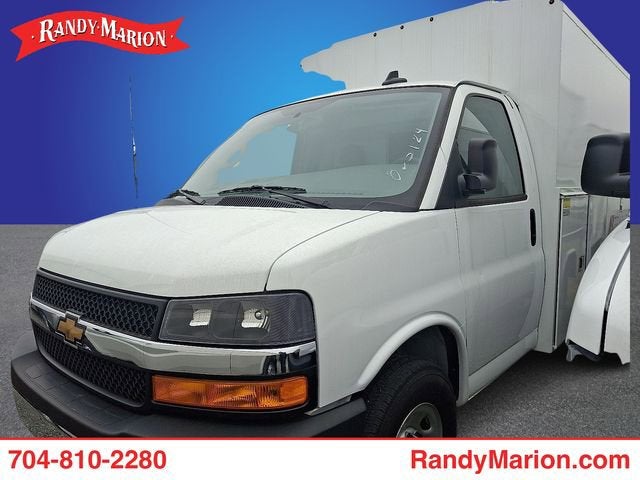 2025 Chevrolet Express Cutaway 3500 1WT