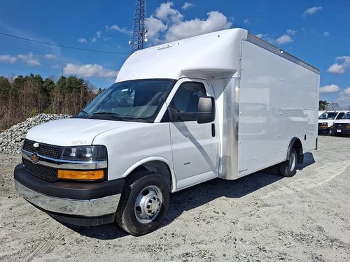 2026 Chevrolet Express Cutaway 3500 1WT