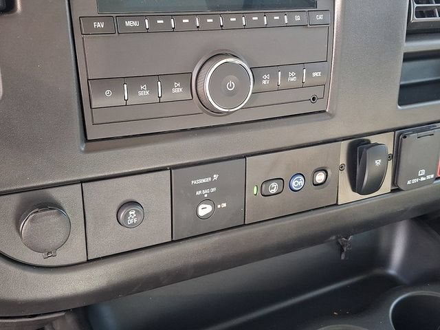 2026 Chevrolet Express Cutaway 3500 1WT
