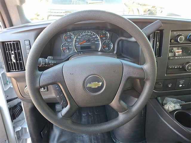 2026 Chevrolet Express Cutaway 3500 1WT