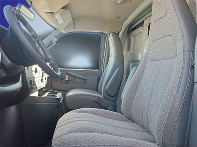 2024 Chevrolet Express Cutaway 3500 1WT