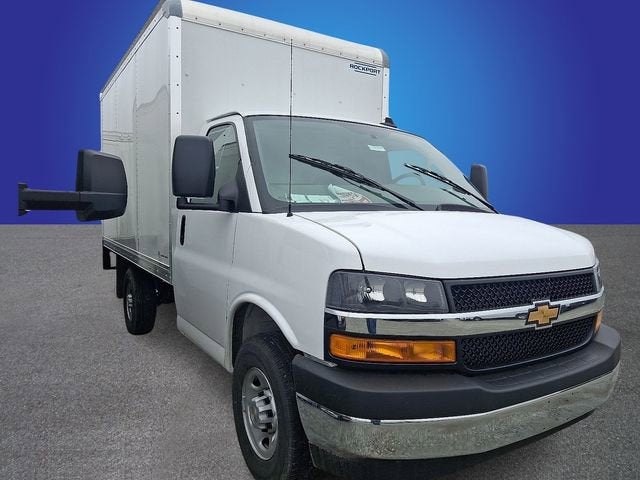 2026 Chevrolet Express Cutaway 3500 1WT
