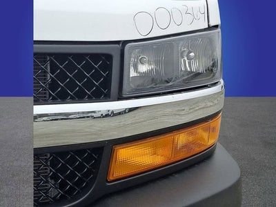 2026 Chevrolet Express Cutaway 3500 1WT