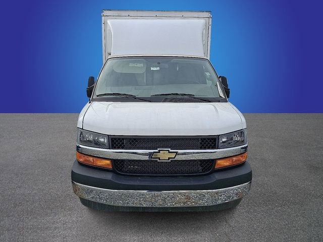 2024 Chevrolet Express Cutaway 3500 1WT