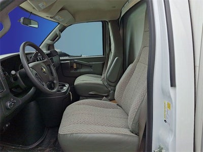 2024 Chevrolet Express Cutaway 3500 1WT