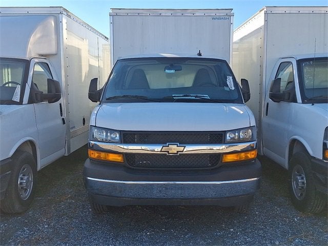 2024 Chevrolet Express Cutaway 3500 1WT